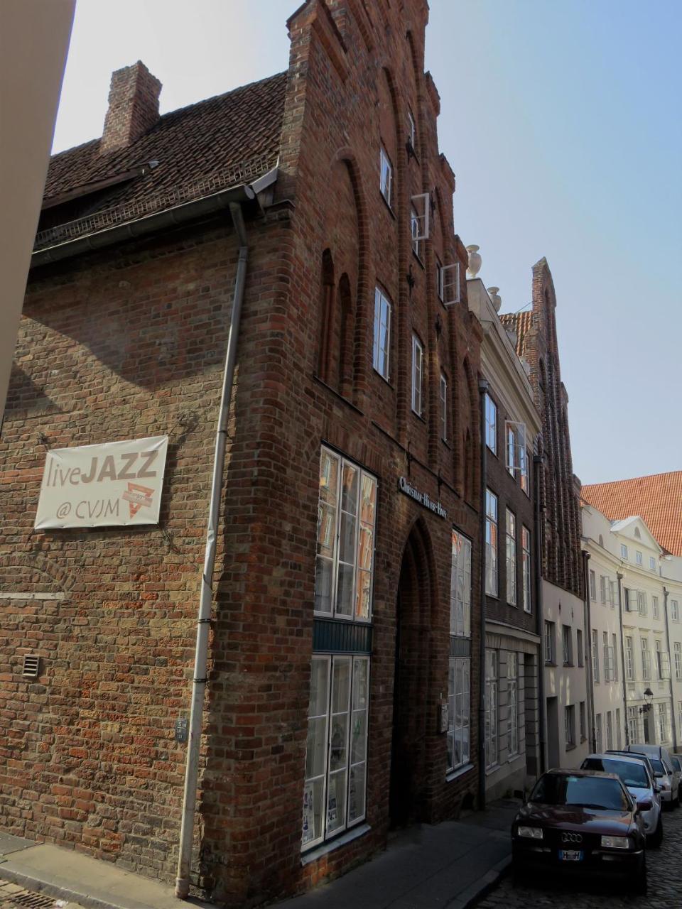 Altstadt-Hostel Cvjm Luebeck Exterior photo