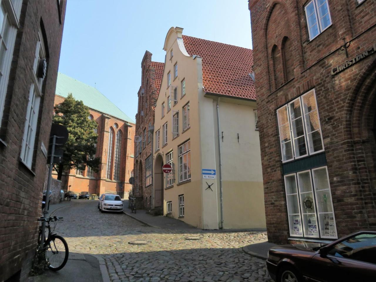 Altstadt-Hostel Cvjm Luebeck Exterior photo