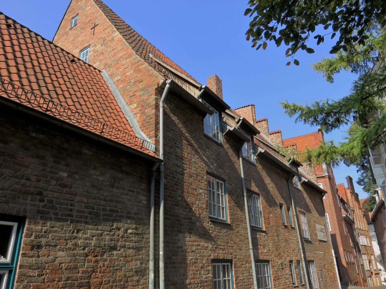 Altstadt-Hostel Cvjm Luebeck Exterior photo