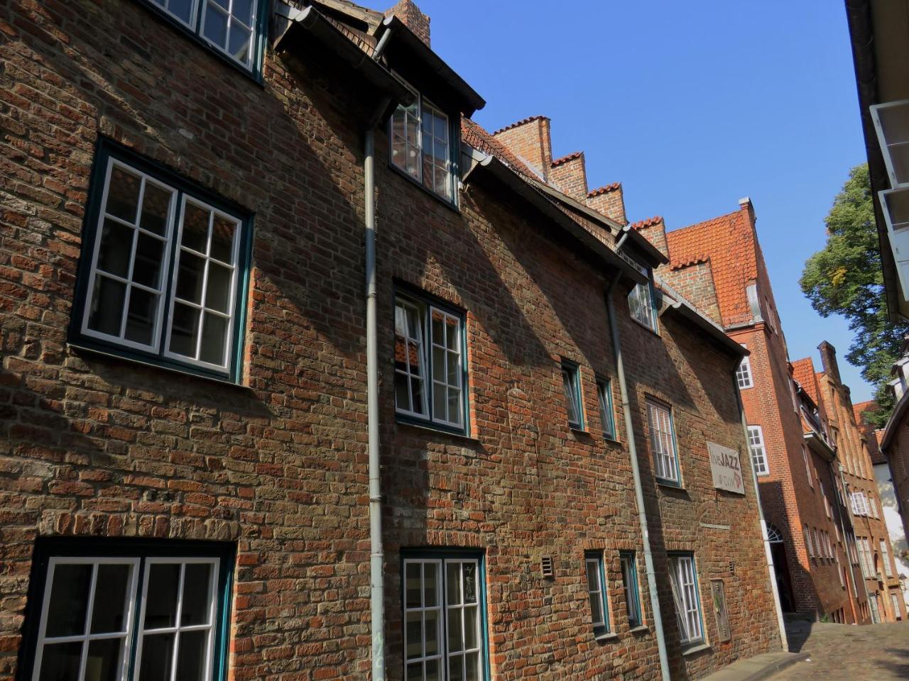 Altstadt-Hostel Cvjm Luebeck Exterior photo